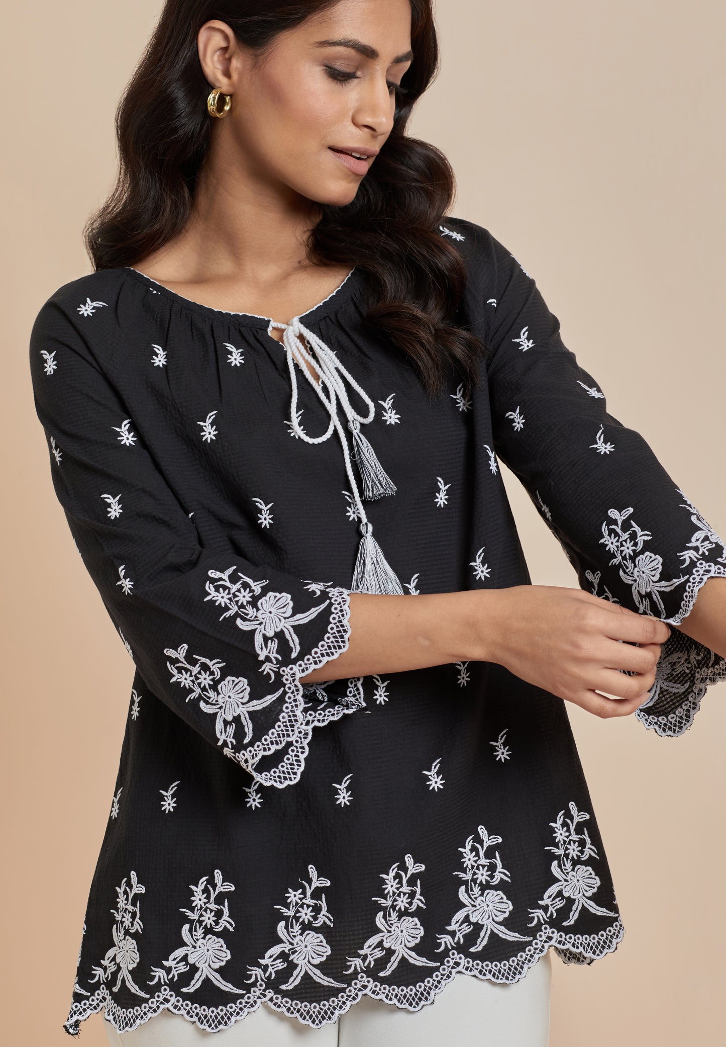 Women's Black Printed Top With Front Knot By Room9 The Popup Store