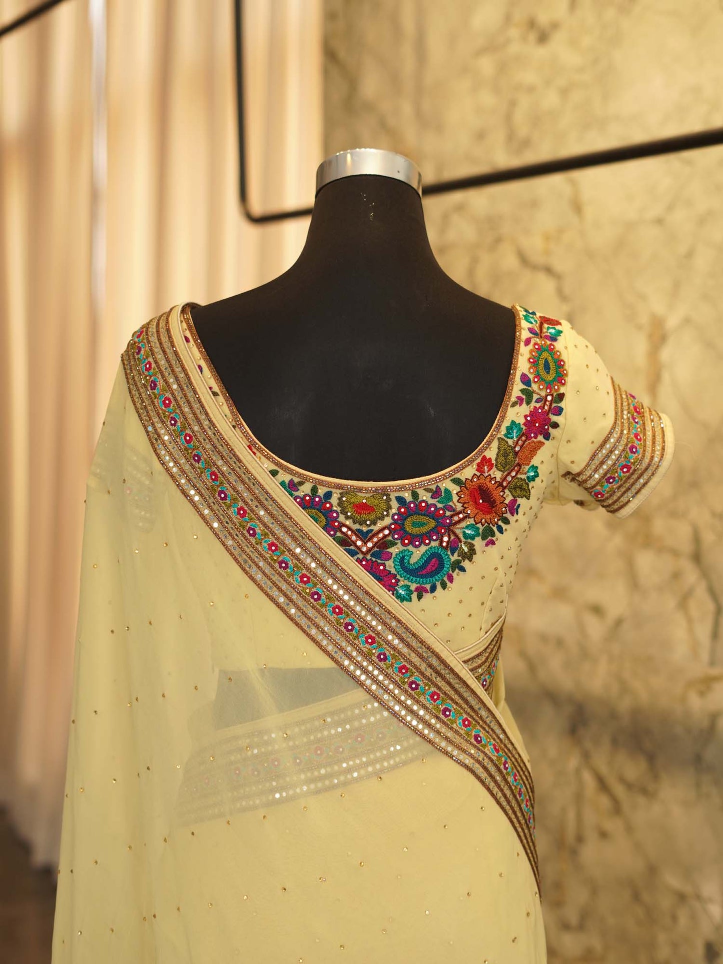 Women's Floral Woolen Embroidered Saree By Room9 The Popup Store