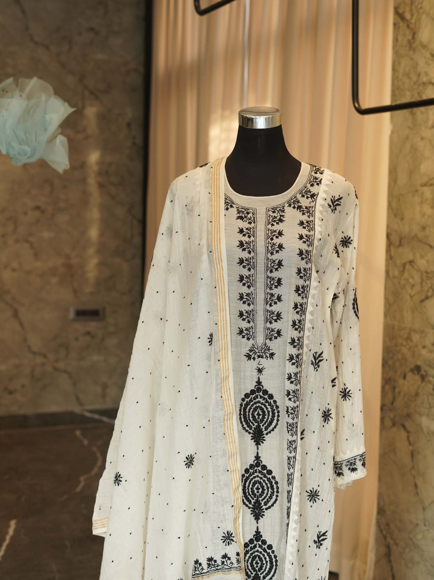 Women's Monochrome Elegance By Room9 The Popup Store