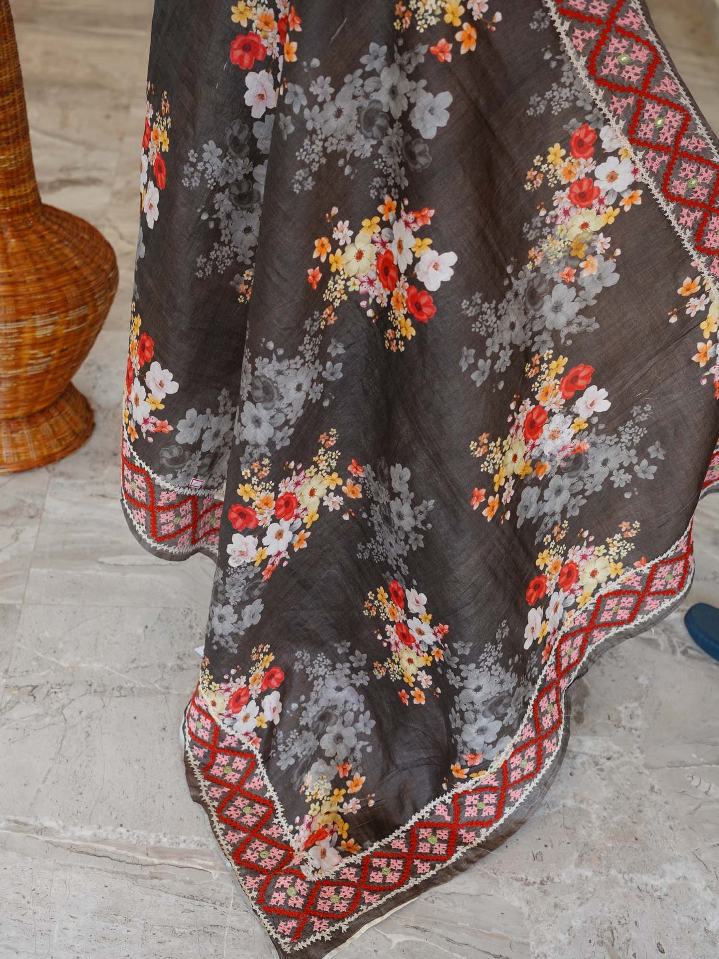 Women's Inky Floral Elegance Saree By Room9 The Popup Store