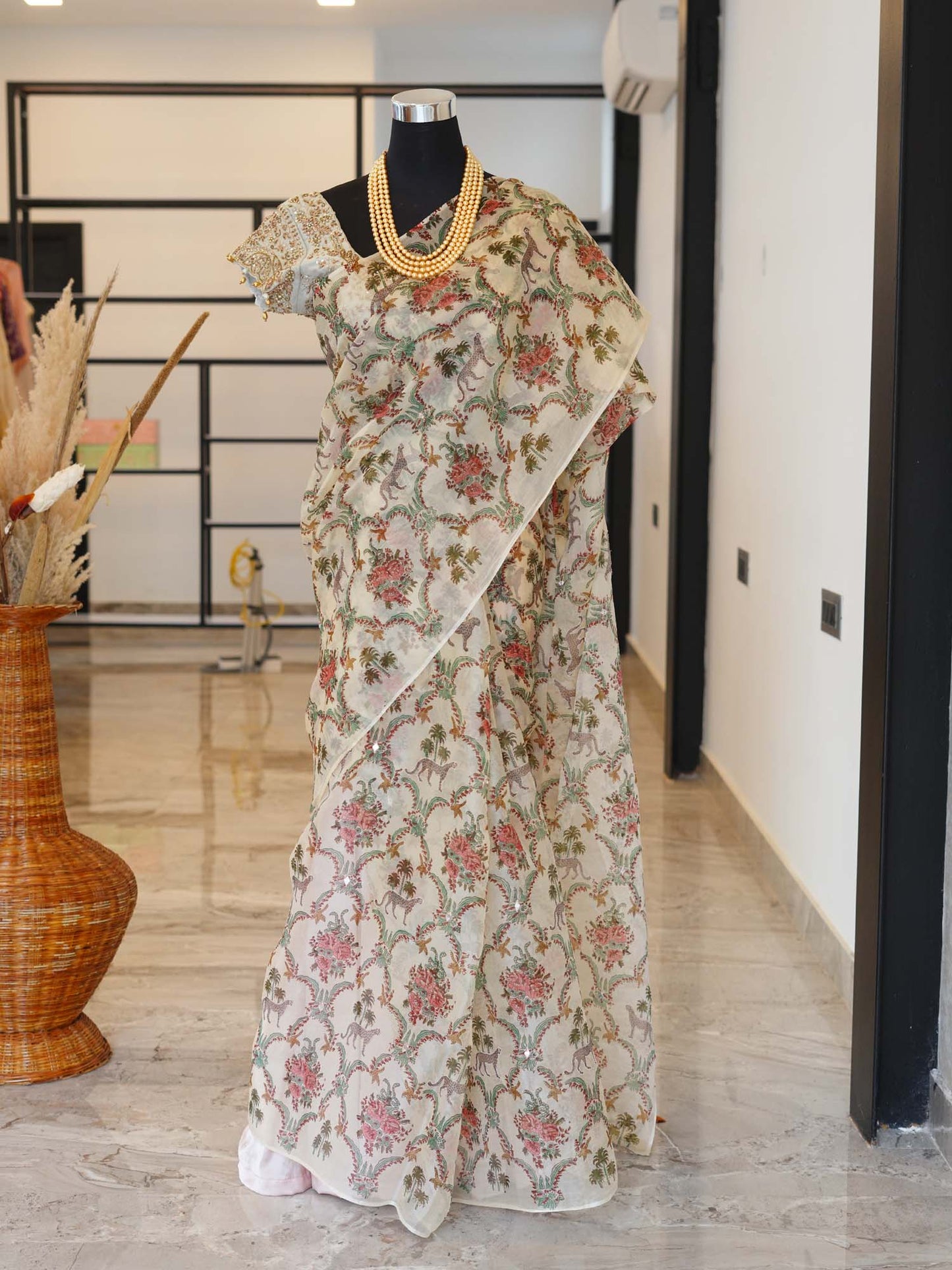 Women's Barely Blossom Elegance Saree By Room9 The Popup Store