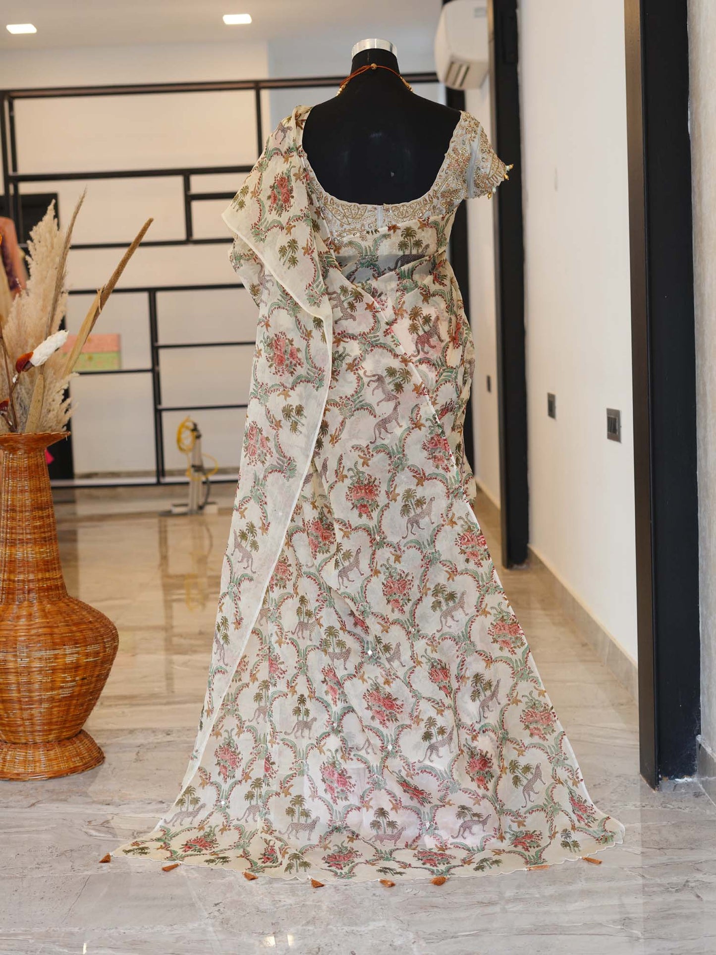 Women's Barely Blossom Elegance Saree By Room9 The Popup Store