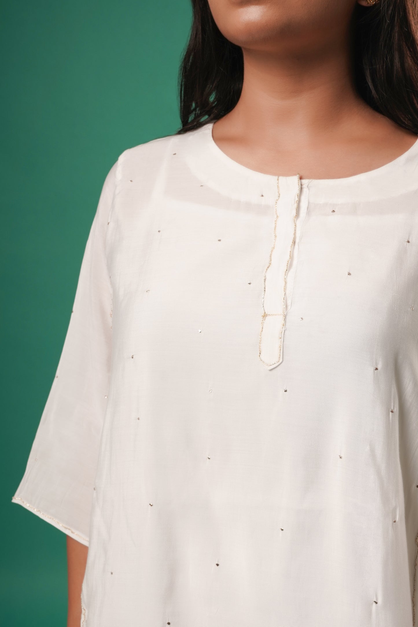 Women's White Chanderi Kurta Set With Dupatta By Room9 The Popup Store