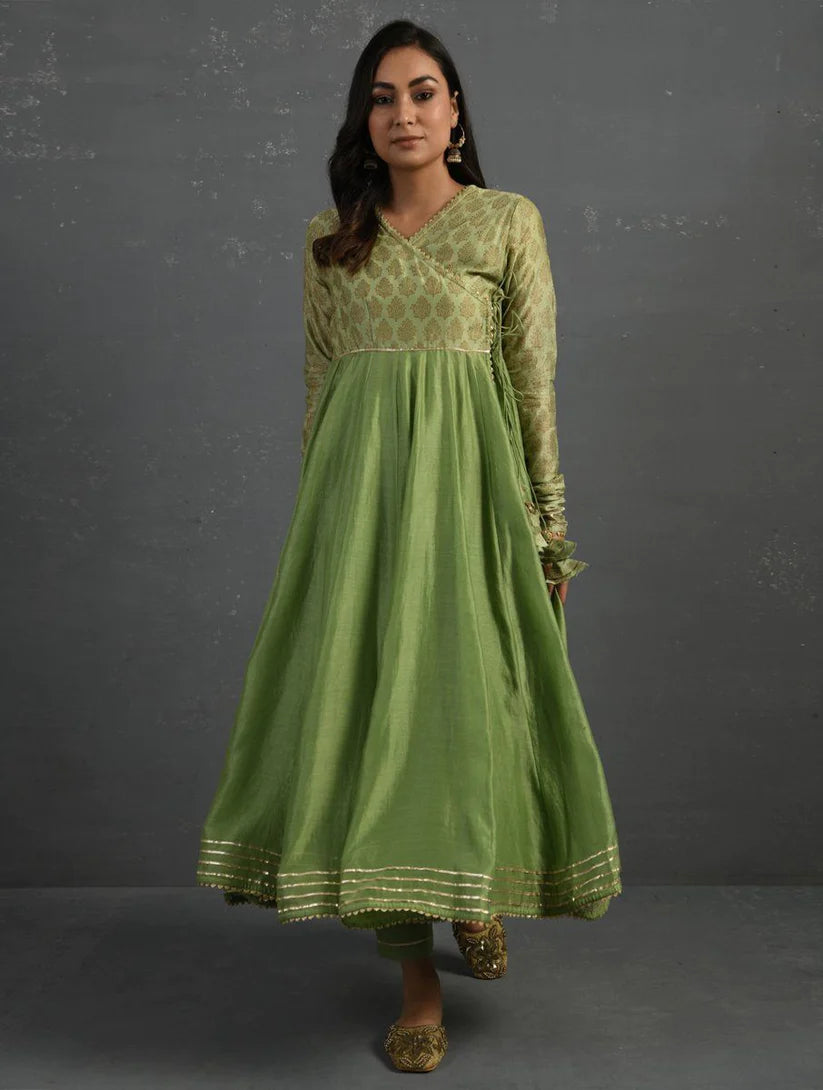 Women's Green Gota Kissed Chanderi Kurta & Pant (Set of 2) By Room9 The Popup Store