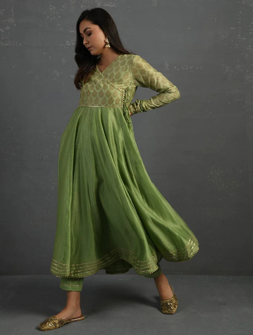 Women's Green Gota Kissed Chanderi Kurta & Pant (Set of 2) By Room9 The Popup Store