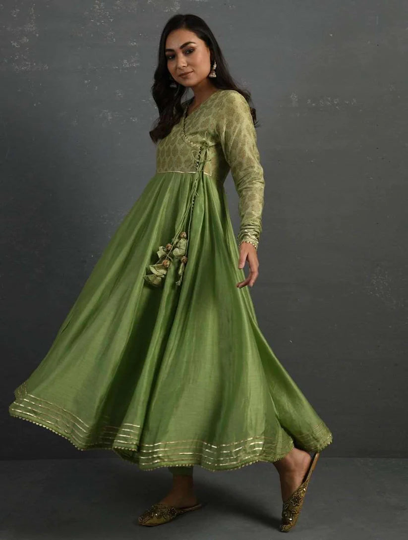 Women's Green Gota Kissed Chanderi Kurta & Pant (Set of 2) By Room9 The Popup Store