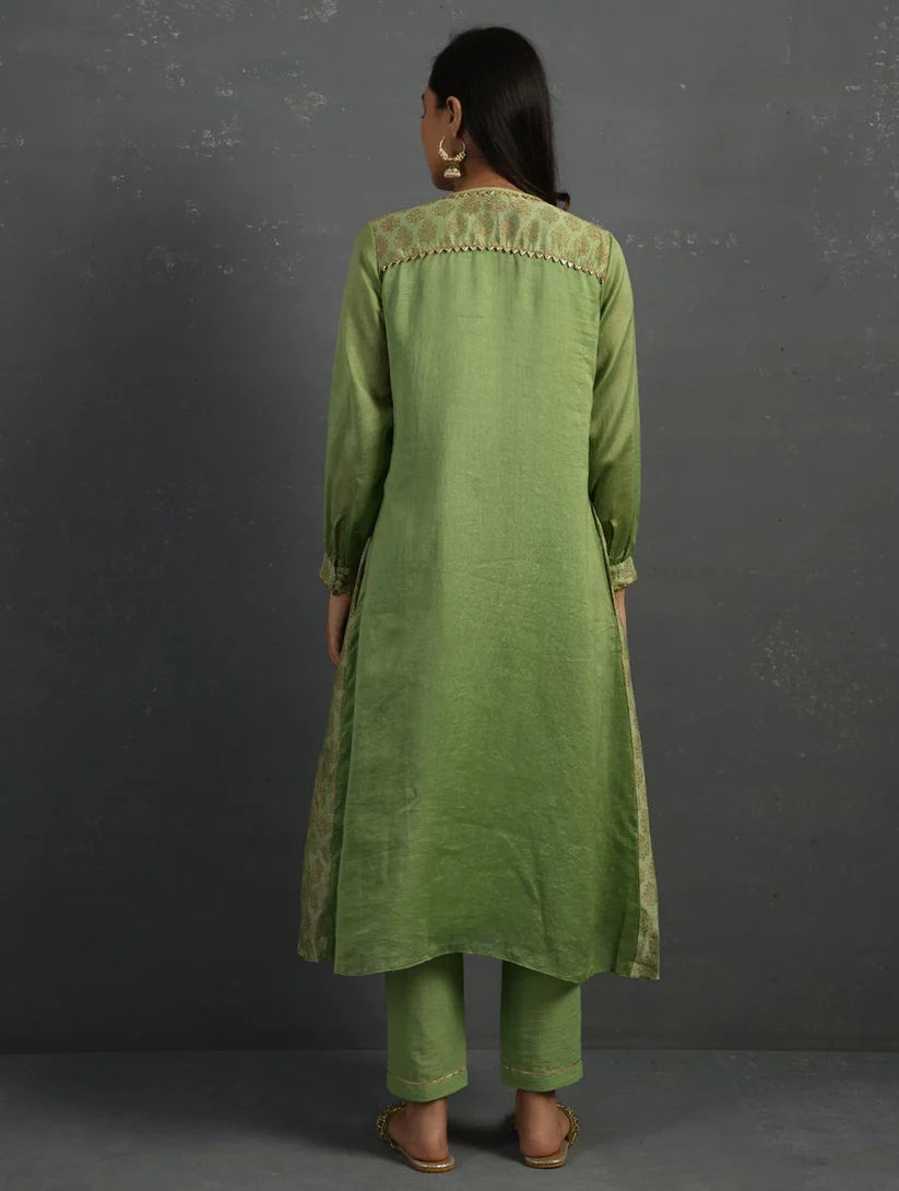 Women's Handwoven Chanderi Kurta with Mul Slip & Pants (Set of 3) By Room9 The Popup Store