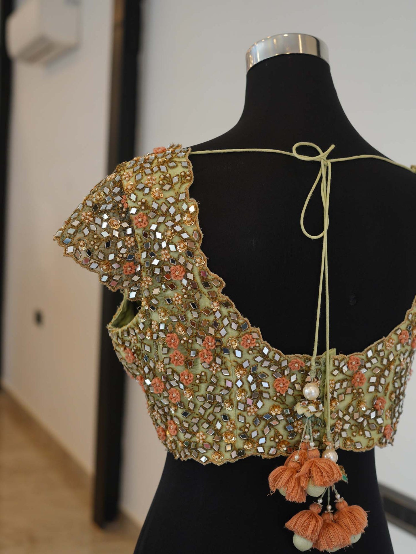 Women's Mirror Majesty Net Saree Ensemble By Room9 The Popup Store