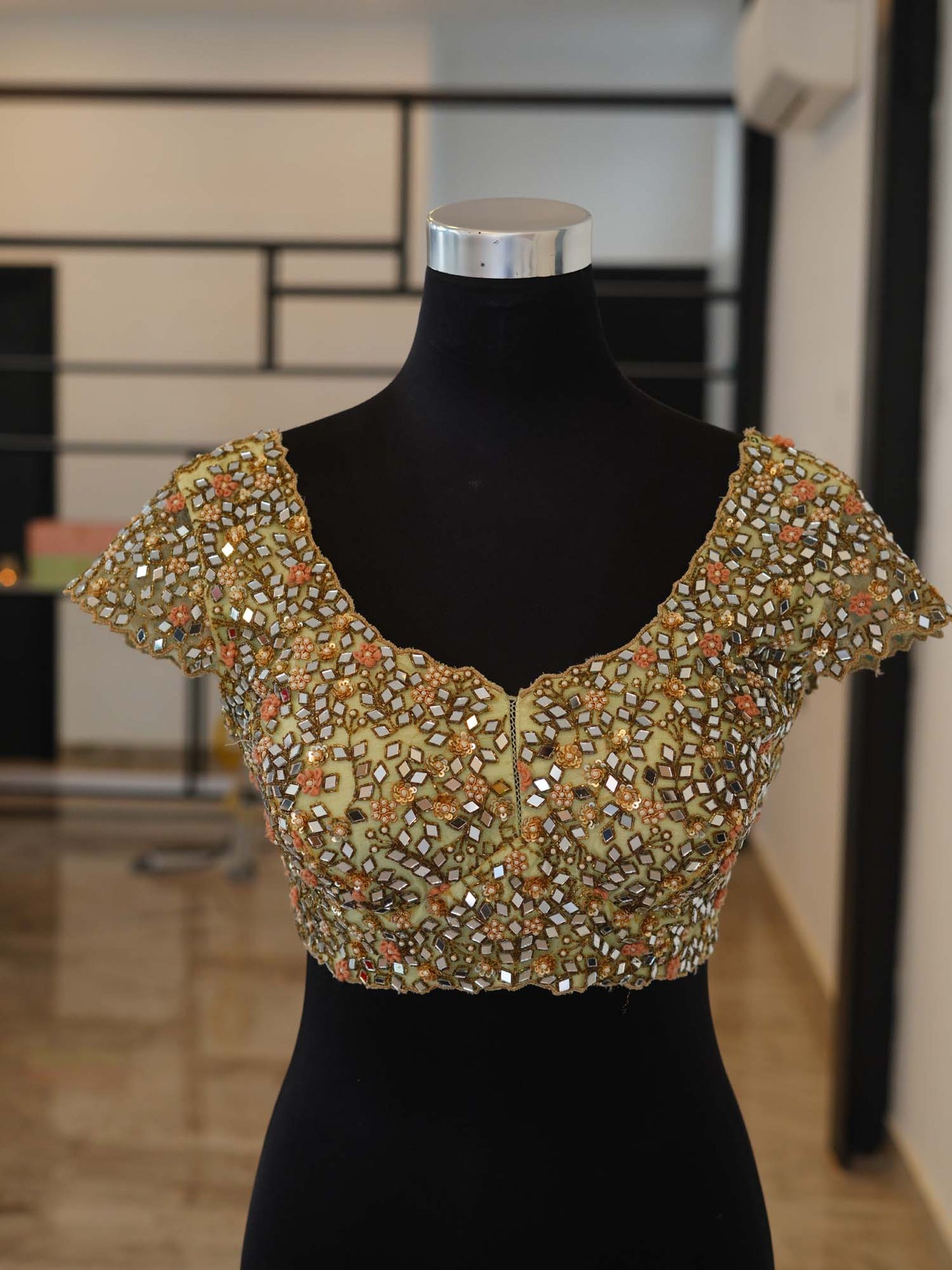 Women's Mirror Majesty Net Saree Ensemble By Room9 The Popup Store