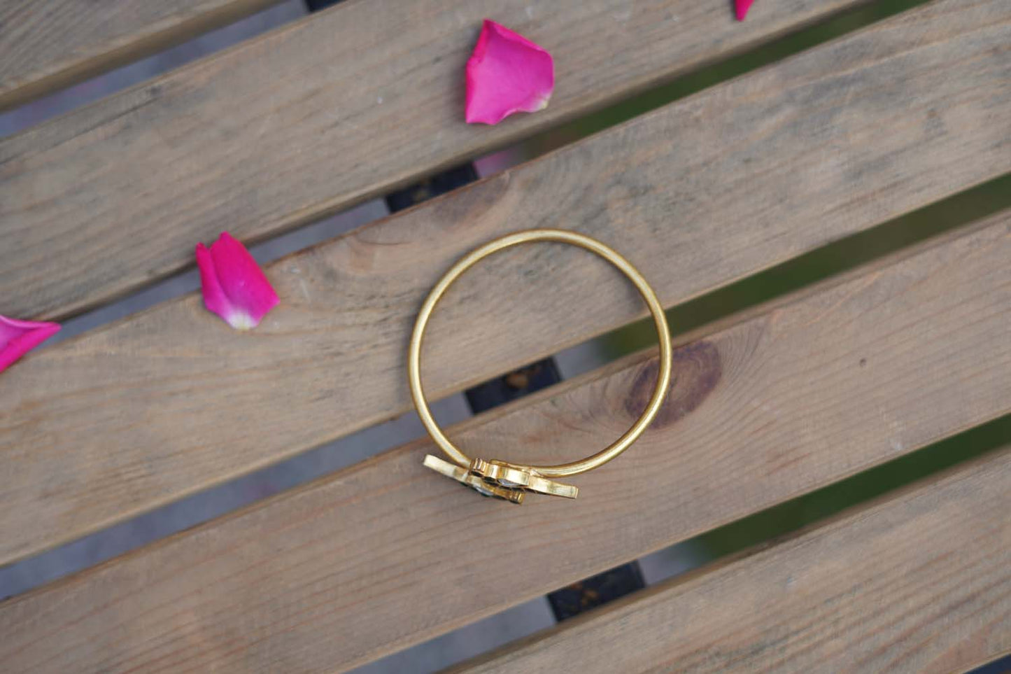 Women's Verde Plumage Parrot Bracelet By Room9 The Popup Store