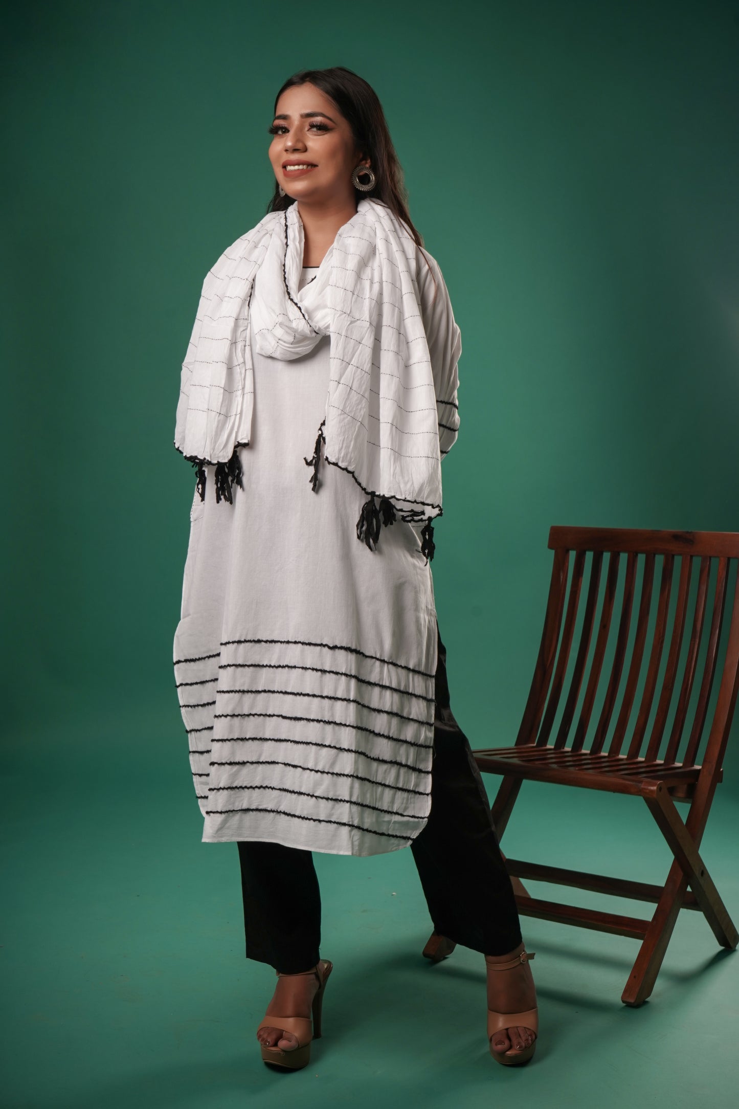 Women's White Cotton Embroidered Kurta Set with Dupatta By Room9 The Popup Store