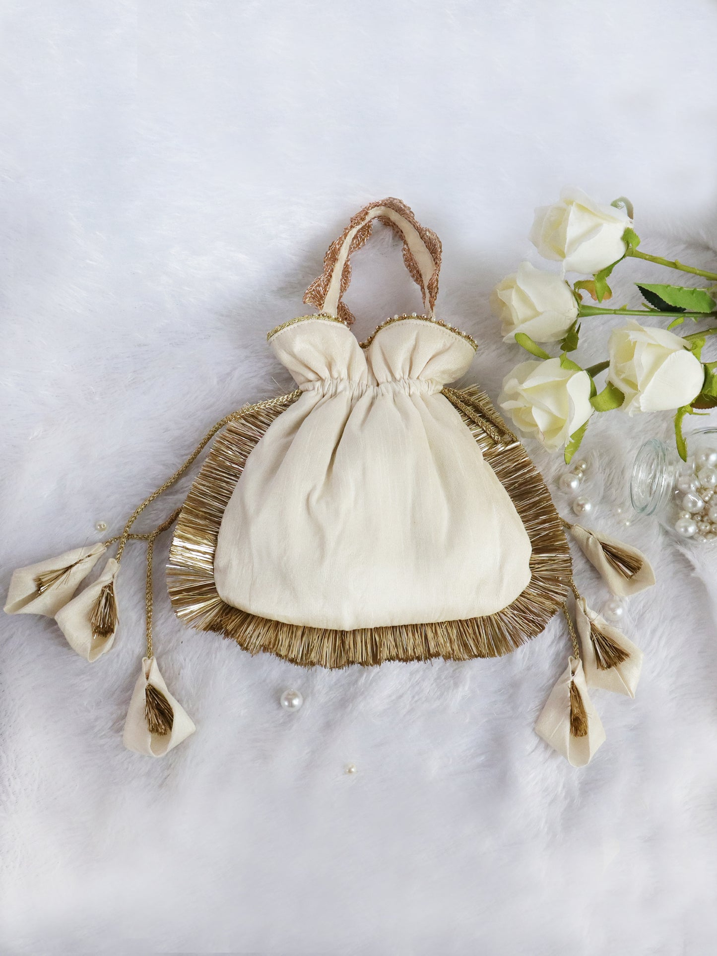 Women's Heritage Elegance Potli By Room9 The Popup Store
