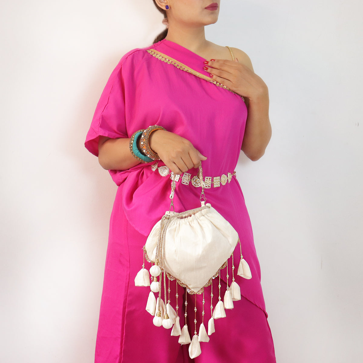 Women's Timeless Charm Tulip Tassel Bag By Room9 The Popup Store