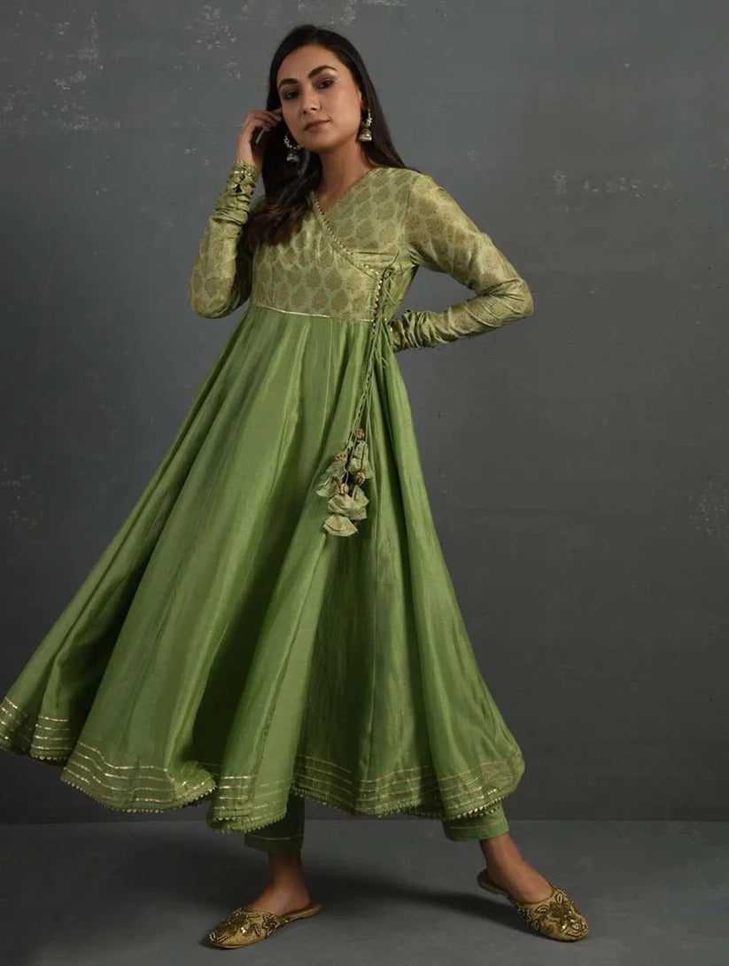 Women's Green Gota Kissed Chanderi Kurta & Pant (Set of 2) By Room9 The Popup Store